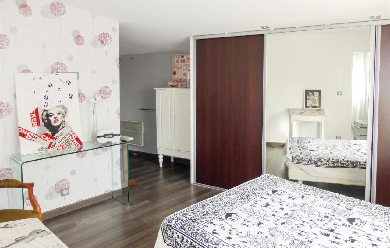 Awesome Apartment In Sauvian With Wifi Esterno foto